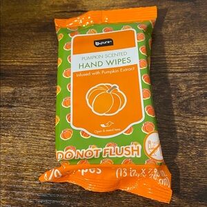 B-Pure Pumpkin Scented Hand Wipes
